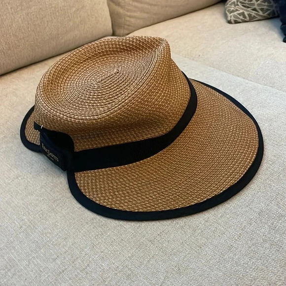 Eric Javits Suncrest Packable Hybrid Fedora Visor - Picture 5 of 7